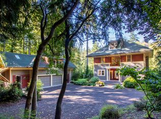 9875 NE Nelson Hill Ln, Bainbridge Island, WA 98110
