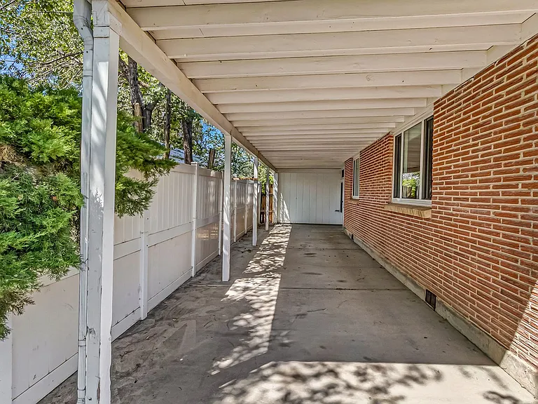1931 N 17th St — Photo 35