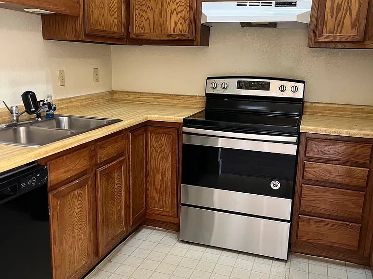 101 W B St #260 — Photo 7