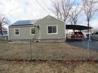 82 Rosemary Dr, Springfield, MA 01119