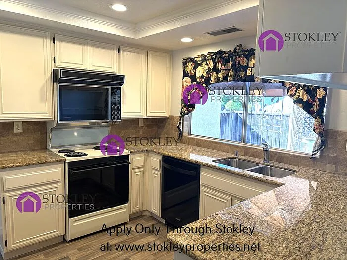 1257 Cougar Ln — Photo 6