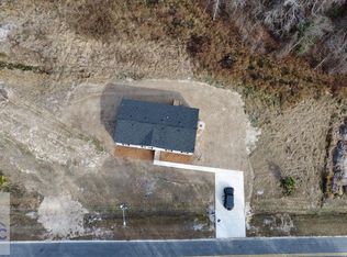 1082 Pipkin Rd, Hinesville, GA 31313