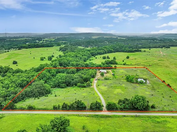 19317 E County Road 1660, Foster, OK 73434
