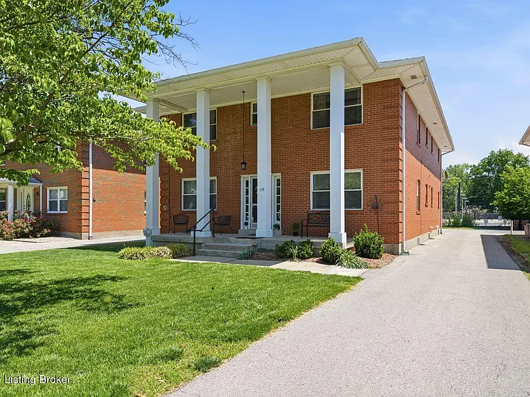119 McArthur Dr #1 — Photo 4
