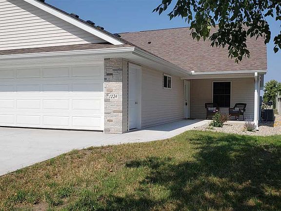 5th image of 1224 Birchwood Dr