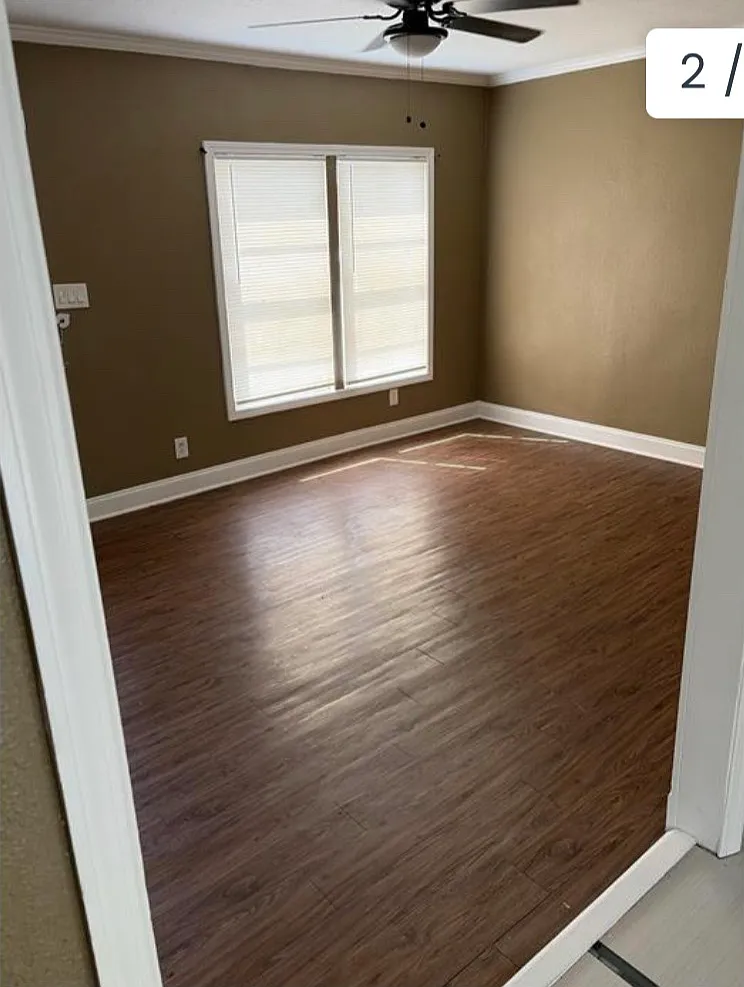 3 bed, 1000 sqft, $1,800 — Photo 2