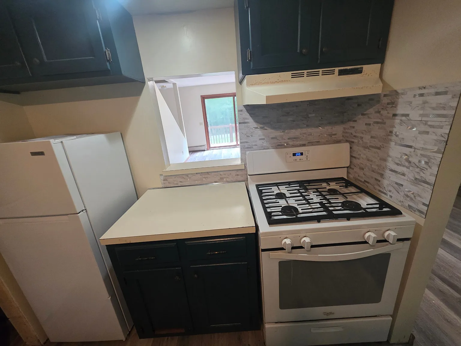 2 bed, 1.0 bath, 800 sqft, $1,500 — Photo 4