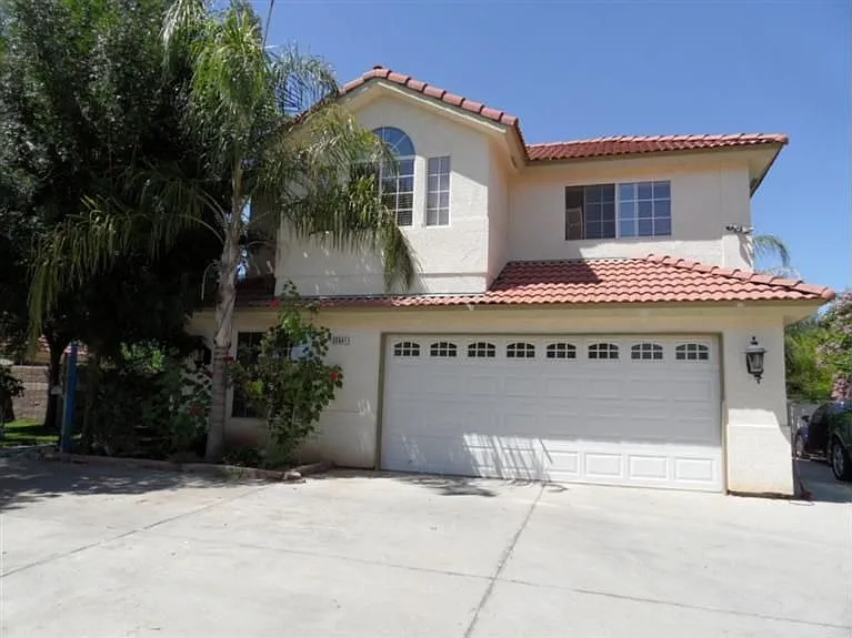 26641 Club Dr photo 1