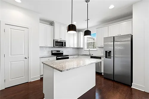 1881 Plainsboro Dr Photo 1