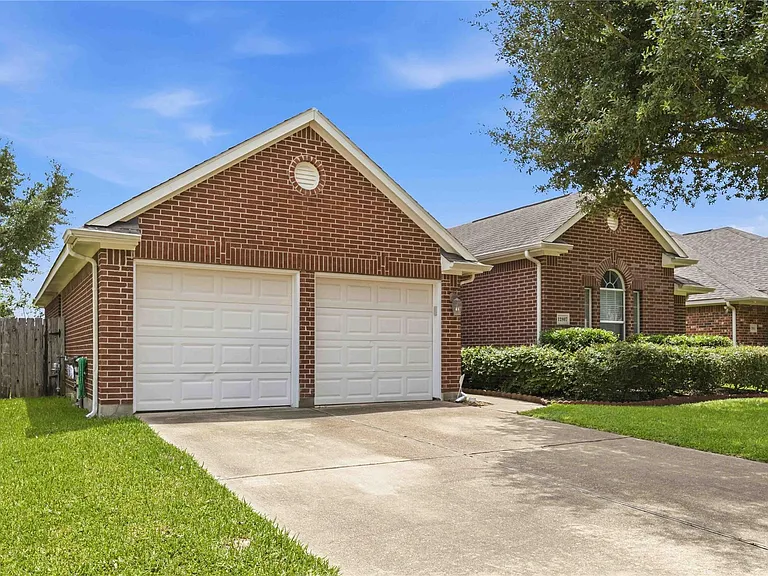 12807 Canyon Echo Dr — Photo 2