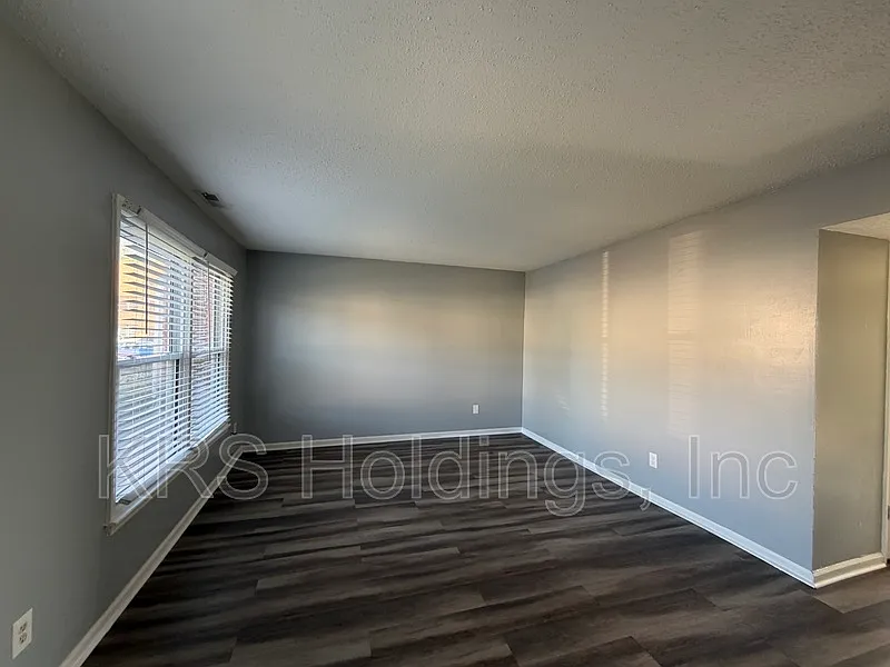 Building Photo - 1232 White Birch Ln