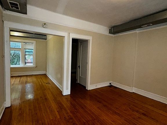 5th image of 719-721 W Wrightwood Ave #721-3