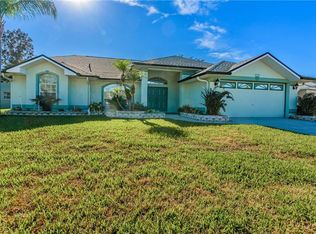 22452 Willow Lakes Dr, Lutz, FL 33549