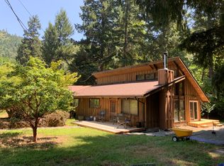 326 Moccasin Dr, Willow Creek, CA 95573