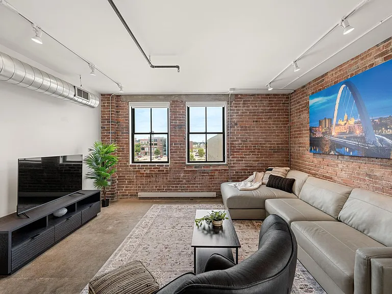 Harbach Lofts — Photo 87