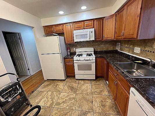 4th image of 19-44 78th St #1