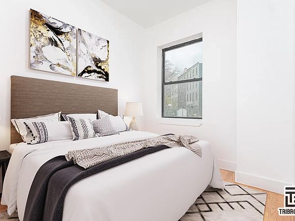 3rd image of 1068 Putnam Ave APT 1F