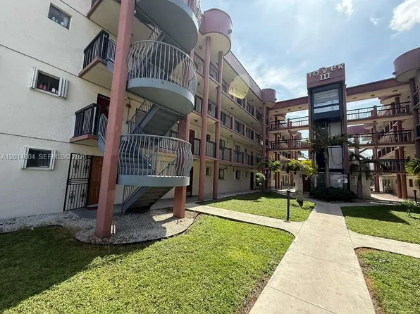5400 W 21st Ct APT 403, Hialeah, FL 33016