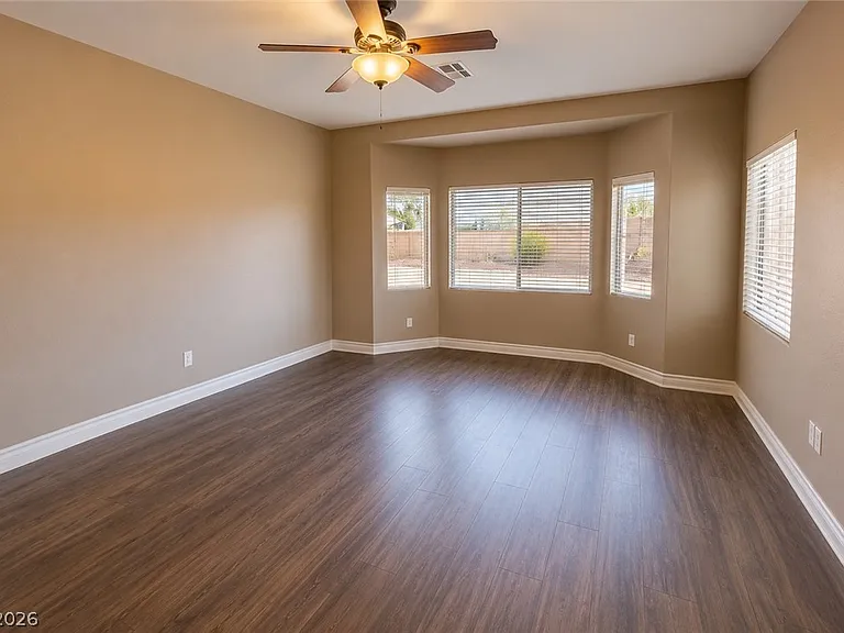 4881 Castello Way — Photo 10