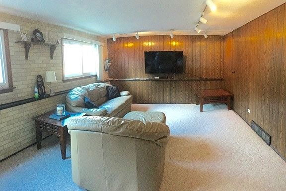 5th image of 5535 Mary Ann Ct