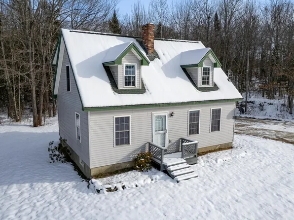 2206 Carmel Road N, Newburgh, ME 04444