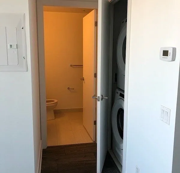 403 Church St #2011 — Photo 8