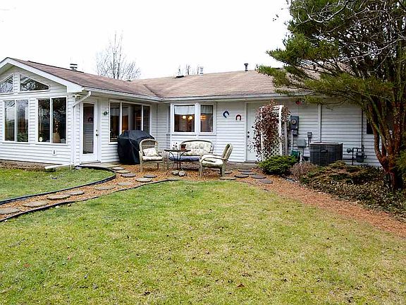 5th image of 4224 Thorton Dr
