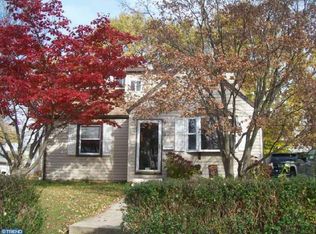 228 W Martin Ln, Norwood, PA 19074