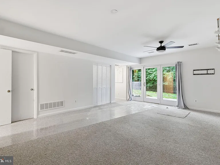 22 Poplar Point Rd — Photo 31