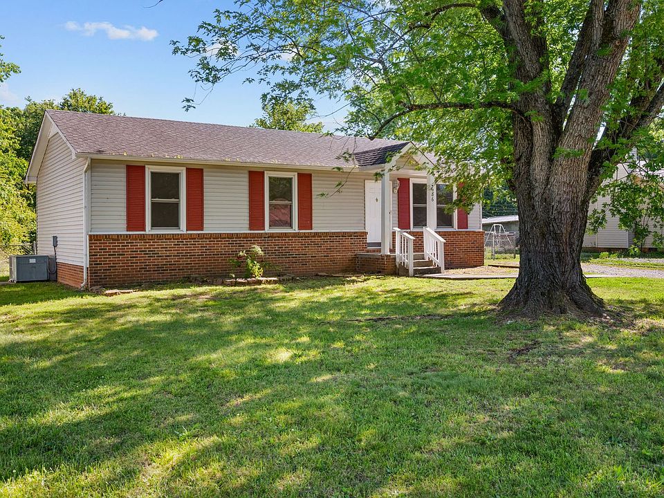 1st image of 686 Debbie Dr