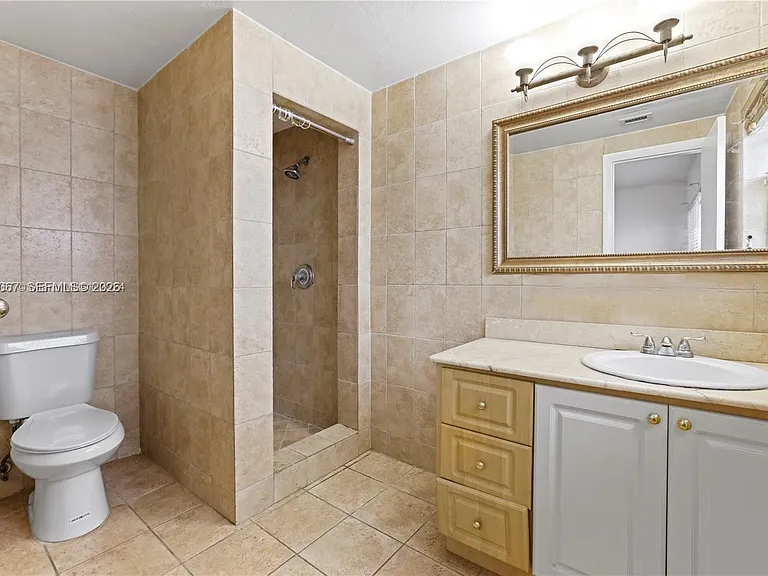9260 Bay Harbor Ter #22 — Photo 14