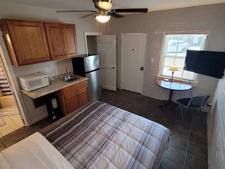 38818 Yermo Rd #5 — Photo 4