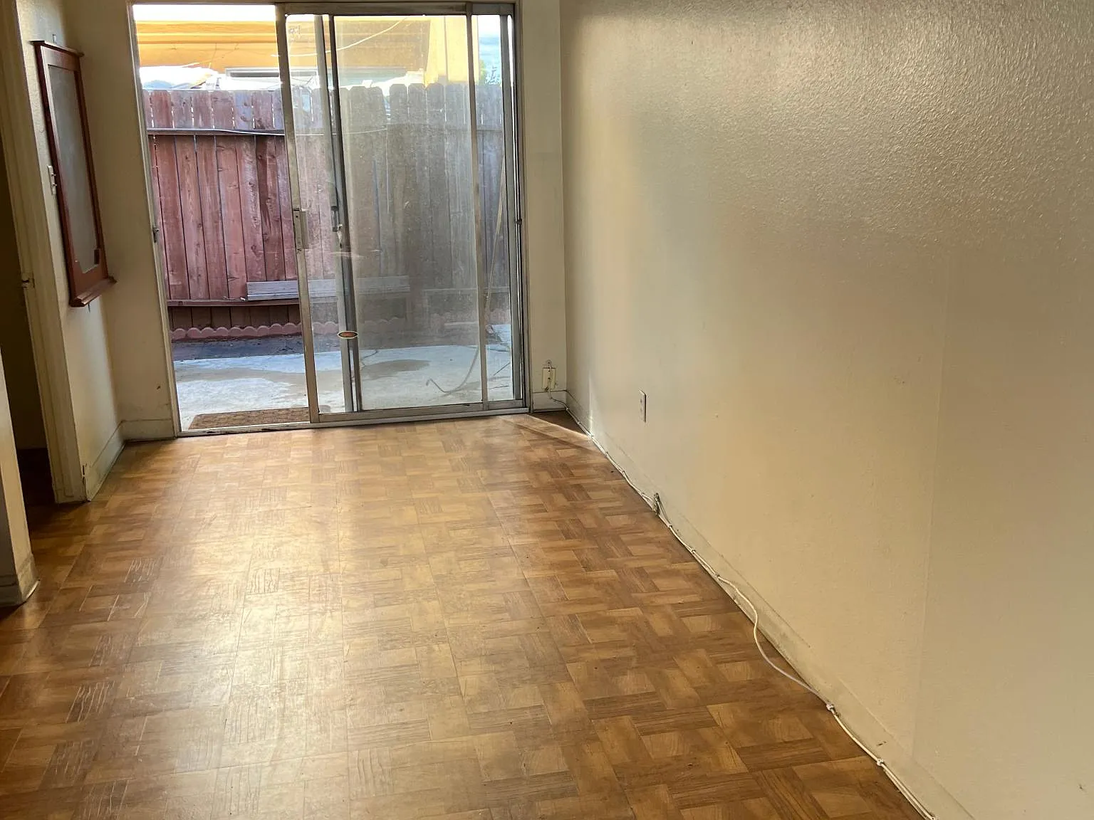 2 bed, 1.5 bath, 1050 sqft, $2,500 — Photo 3