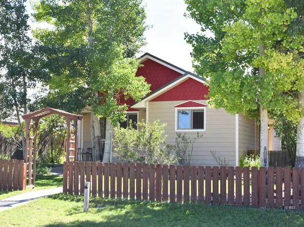 409 S 2nd St, Westcliffe, CO 81252