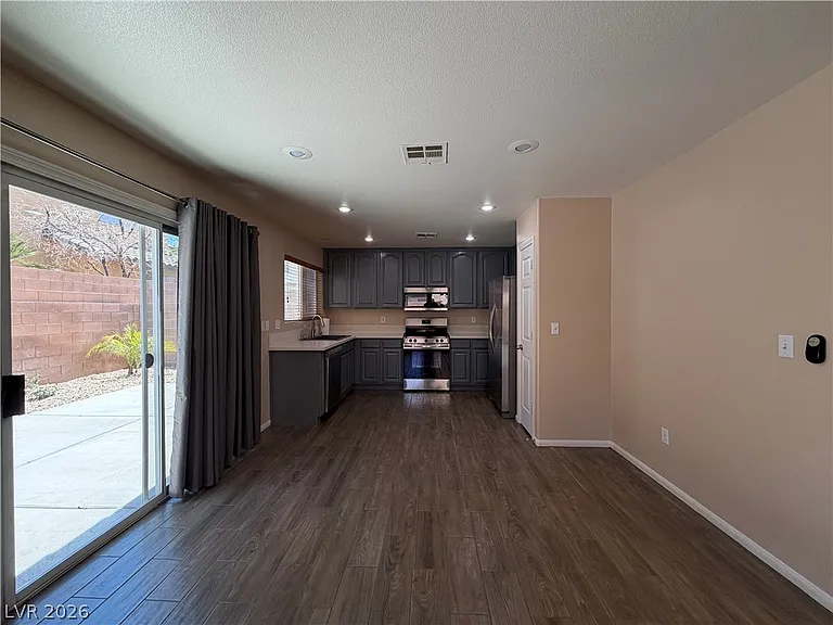 11018 Alora St — Photo 14
