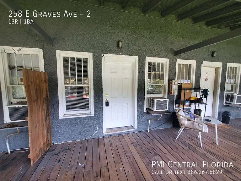 258 E Graves Ave #2 — Photo 3