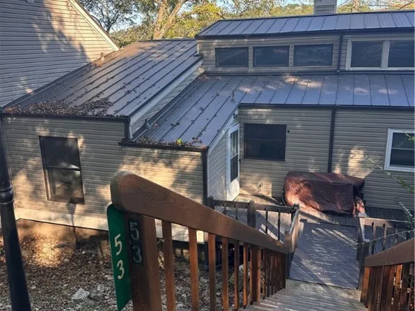 53 Oak Point Dr, Eureka Springs, AR 72631