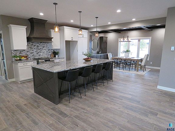 3rd image of 27240 S Noble Cir