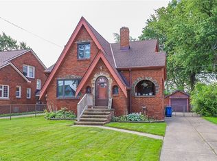 16929 Woodbury Ave, Cleveland, OH