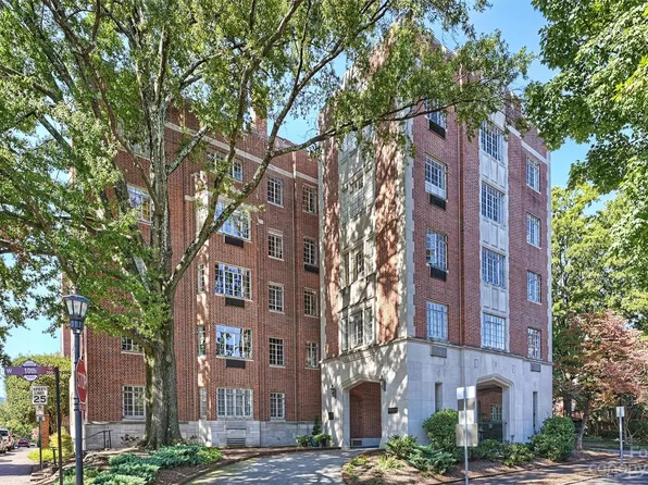 301 W 10th St APT 508, Charlotte, NC 28202