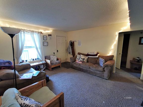 3rd image of 15 S Shafer St APT 602