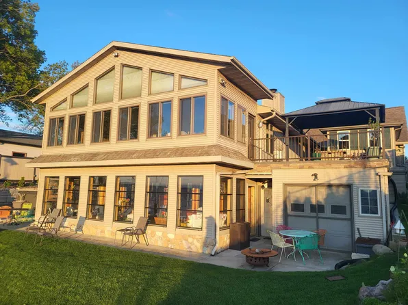 N593 Blackhawk Bluff Dr, Milton, WI 53563