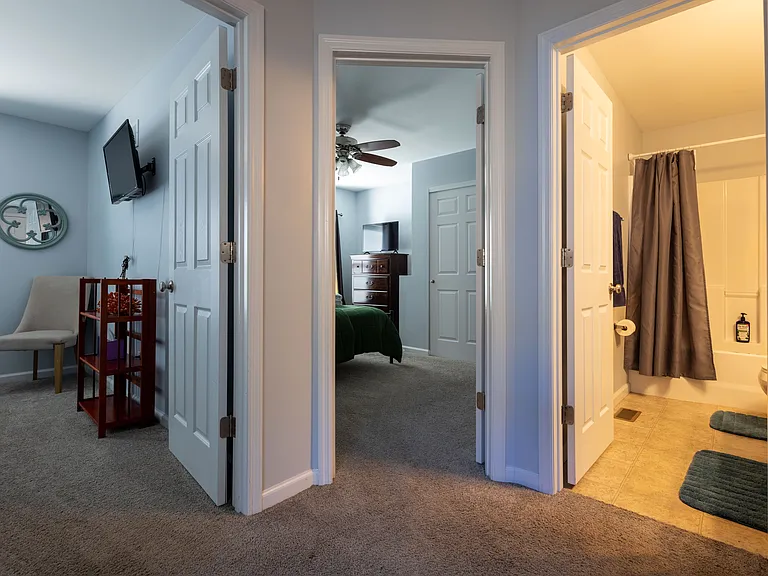 3214 Henrietta St — Photo 23