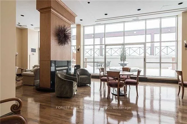 102 Bloor St W #708 — Photo 5