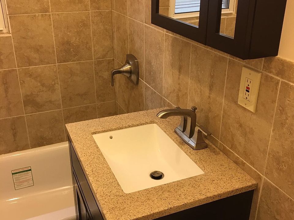 2nd image of 84 Chester Pl