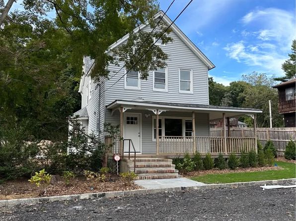 253 Woodbury Rd