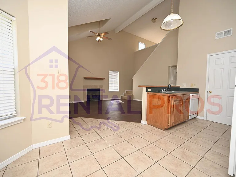 2414 Misty Ln — Photo 7
