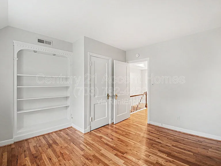 1510 S Edgewood St #550 — Photo 17