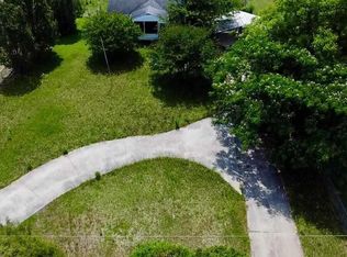 3032 Greenfield Ln, Wallace, SC 29596