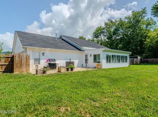 114 Eldon Justice Rd, Oliver Springs, TN 37840